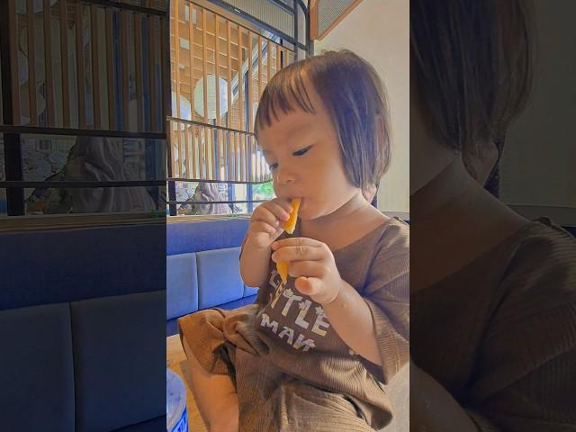 Bahagia Itu Kita Sendiri Yang Memulai #keluargasabtry #ks #makan #happy