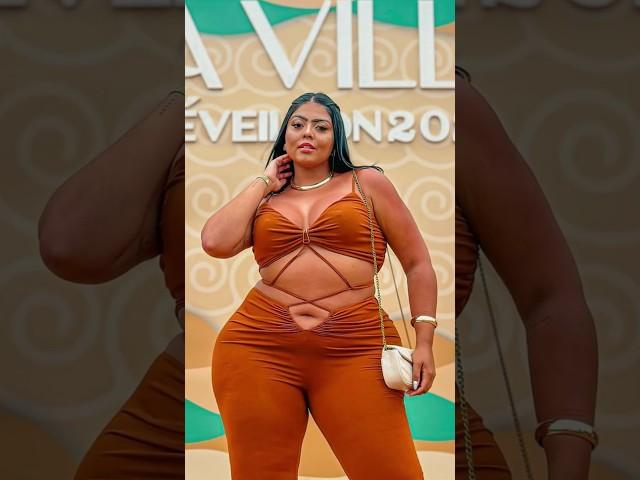 Barbara Modelo ~ Plus Size Curvy Model ~ Bio #shorts