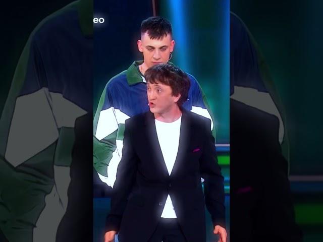 Дорохов пристал к мелкому | Шоу Звезды #shorts #звезды #дорохов