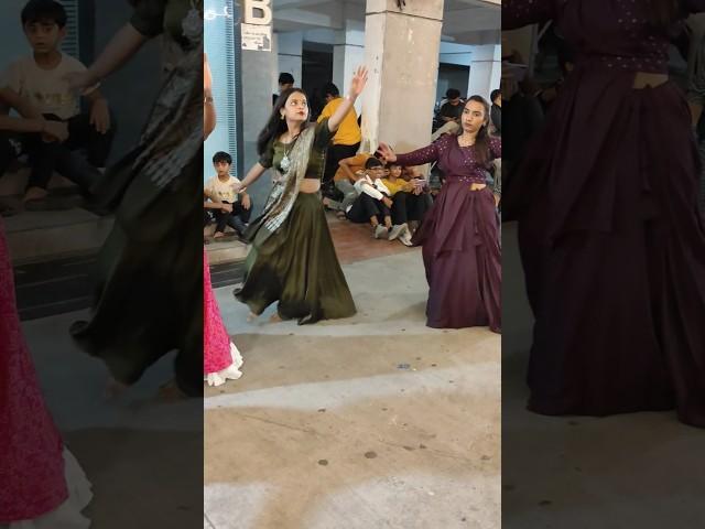 Ak patan sherni nar padmni#shorts#trending #love#my#gujarati #navratrispecial#garba#dance #baby#song