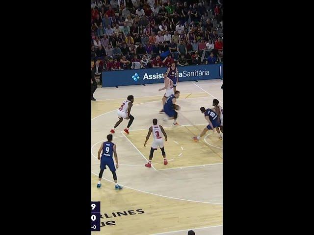 Jan Vesely Knows HOW to DUNK | Watch Him Show Off Moves That Impress | Barcelona vs Olympiacos