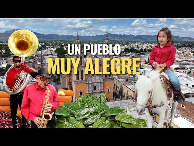 "YA ES TODA UNA TRADICION DE LA GENTE PONER A TOCAR LA BANDA EN EL JARDIN"