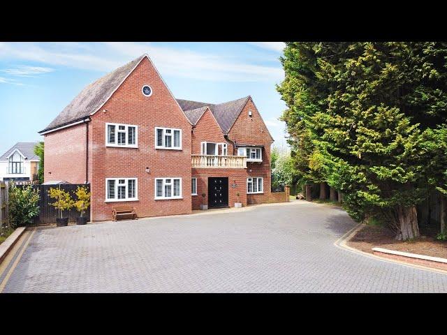 Impressive Five Bedroom Detached, Walking Distance Of Solihull Town Centre - Beechnut Lane