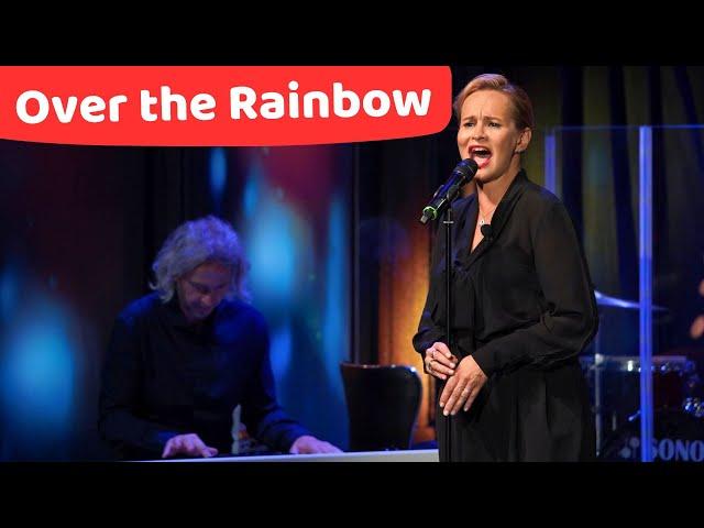 Píseň Over the Rainbow, zpěv Monika Absolonová - Show Jana Krause 25. 9. 2024