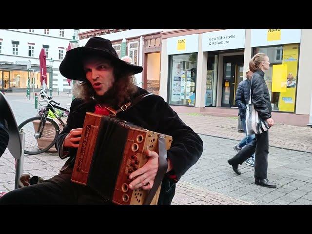 Die Gedanken sind frei - Philipp Hoffmann - Harmonika und Gesang