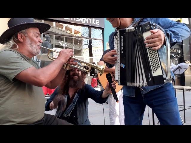 Sasho Gigov Gish & Čerkezi Orkestra - I barval pudela