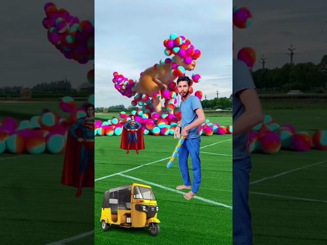 The mascot vibrato assistant placed onthe football field is popular, co-produced, creative new spe