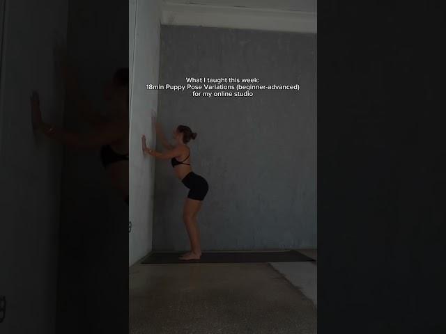 Same pose, 3 variations! Find which one works best for you and work on holding 3 rounds for 1min