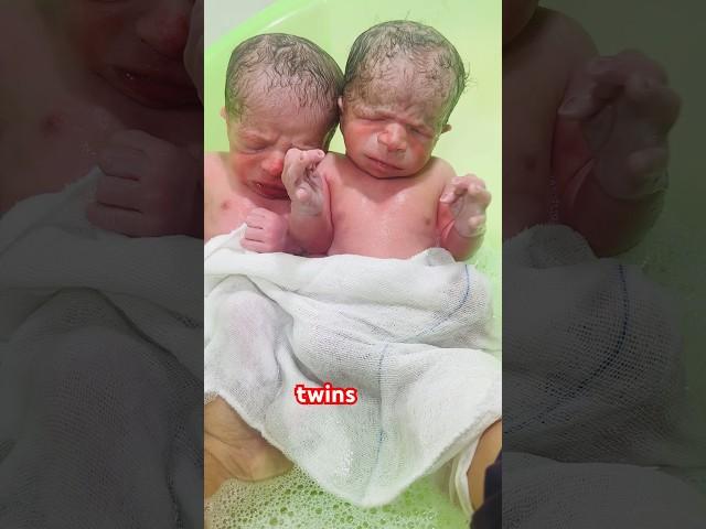 #twins #twinsbaby babyfirstbreath