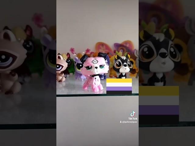 Lps in my collection that I imagine being part of the LGBT+ #littlestpetshop #lps #lpscommunity