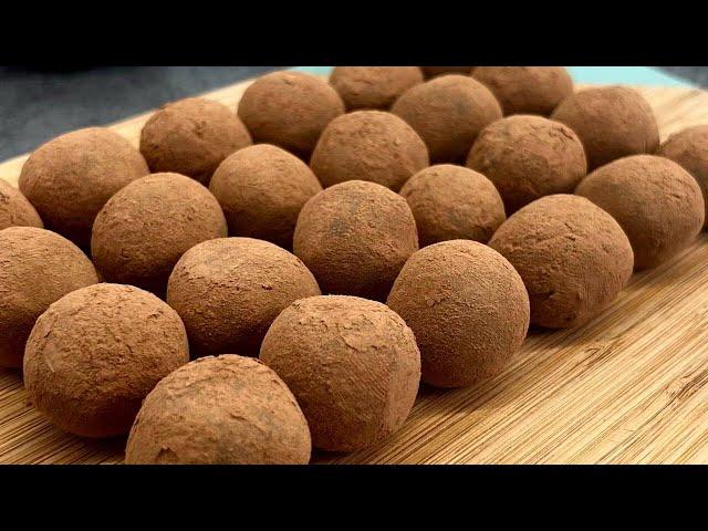 Easy truffle recipe! Stir in the condensed milk and cocoa. Dessert quickly for tea