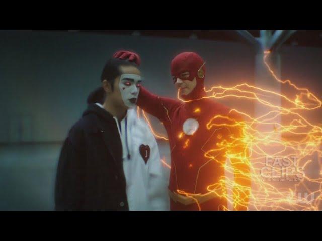 Flash Outsmarts the Royal Flush Gang | The Flash 8x01 [HD]
