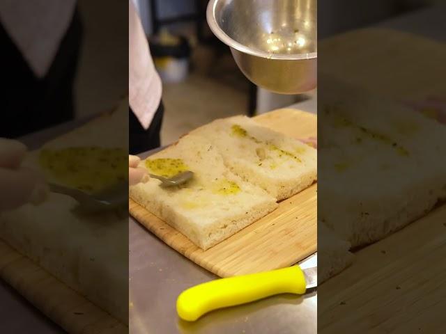 Fă NAZZ uri! Răsfață te cu delicii de la noua patiserie din Fălticeni