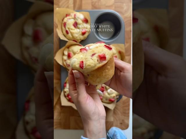 Strawberry white chocolate chip muffins