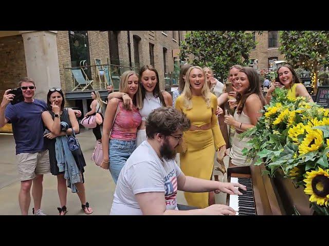 Ladies get shocked when approaching the pianist