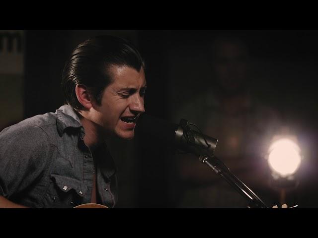 Arctic Monkeys - "No. 1 Party Anthem" (acoustic)