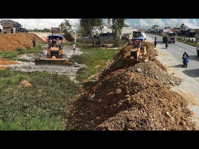 The New Project Wonderful show! Dozer KOMATSU D31P push to clear land fill up Processing Dump trucks