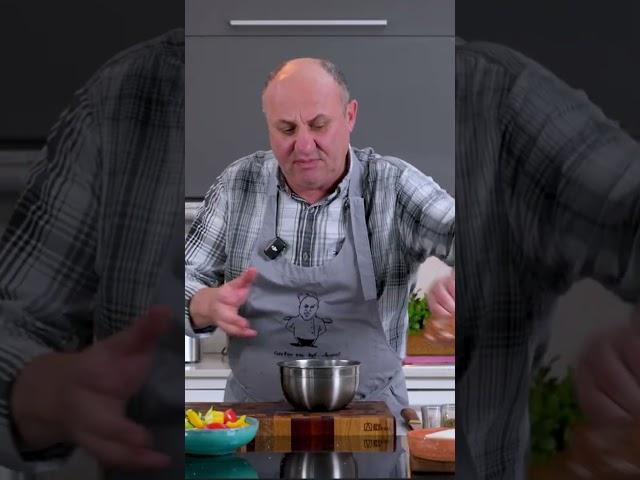 НАСТОЯЩИЙ ГРЕЧЕСКИЙ салат #shorts  #лазерсон