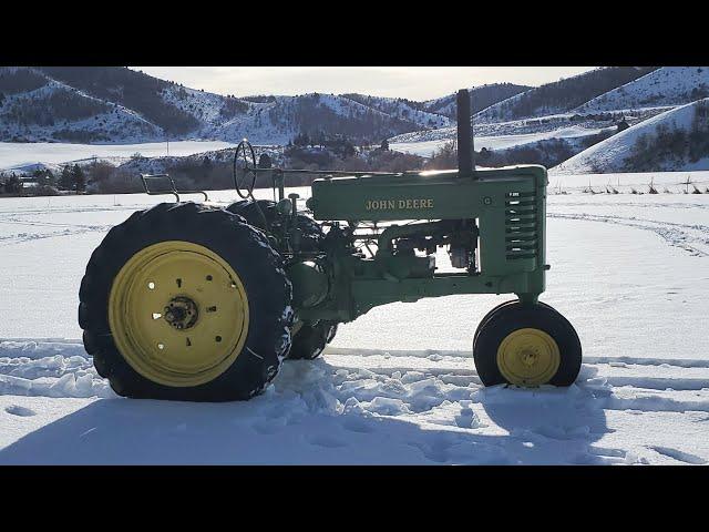 John Deere G Cold Start and Driving in Snow