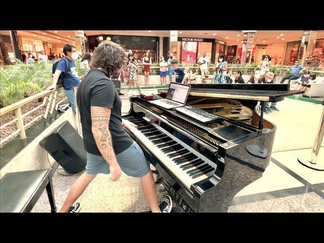 Have You Ever Seen The Rain Creedence Clearwater Revival (Piano Shopping Mall)