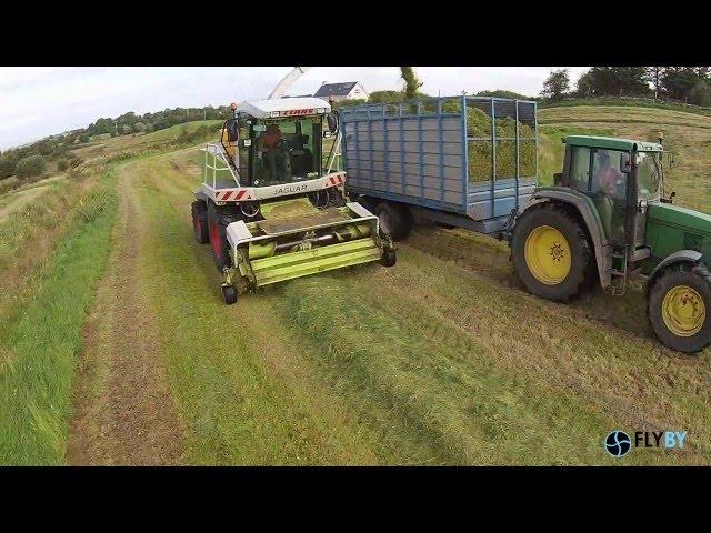 Mulchrone Agri Contractors - Silage 2015 - at the night shift 2