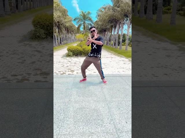 Gora gora gaal  #dance #public #tiktok #reels #tiktokviral #shorts #harrydancer07