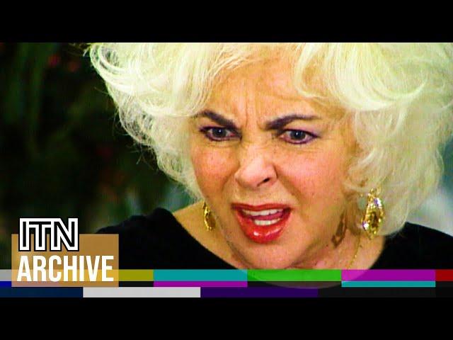 "You really are a knucklehead!" – Elizabeth Taylor Press Conference (1999)