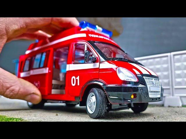 Model FIRE TRUCK GAZELLE with light and sound! About cars.