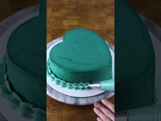 Making a Cake for Merida  #cakedecorating #shorts