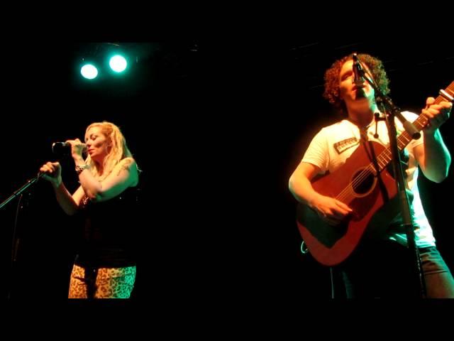 Anneke Van Giersbergen & Danny Cavanagh - Untouchable 2 (Live Fribourg 2012) HD