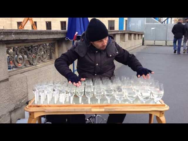 Sergey Karamyshev - Glasharfe Air - Streets of Berlin - Musik aus Glas - Kunst