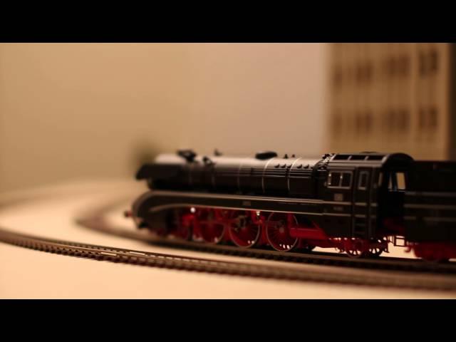 Roco BR 10 002 62193 HO DCC locomotive with dynamic smoke captured with a Canon EOS M