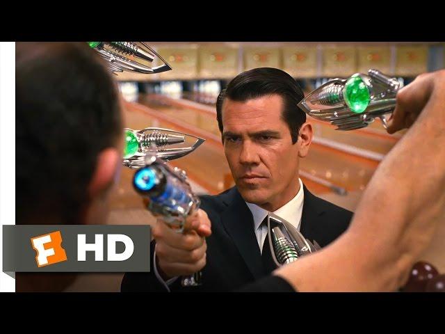 Men in Black 3 - Bowling Ball Head Scene (6/10) | Movieclips