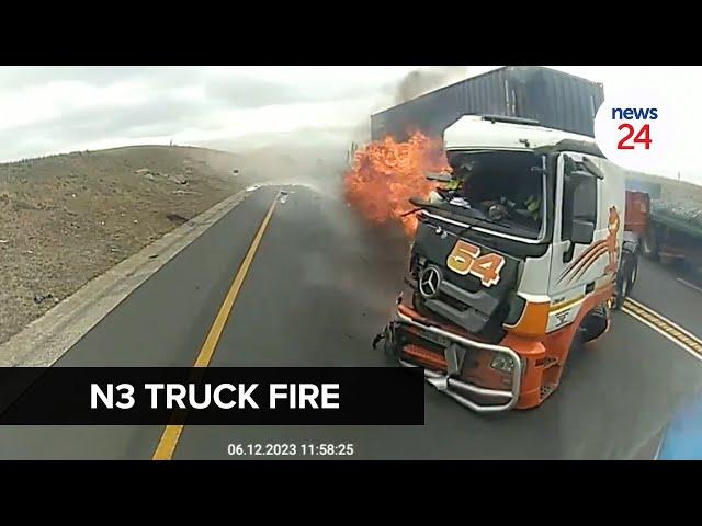 WATCH | Two trucks collide and one catches fire on the N3 in the Free State