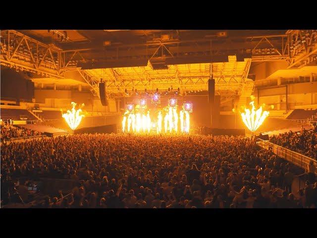 Peking Duk - Fire (Live @ Melbourne Arena)