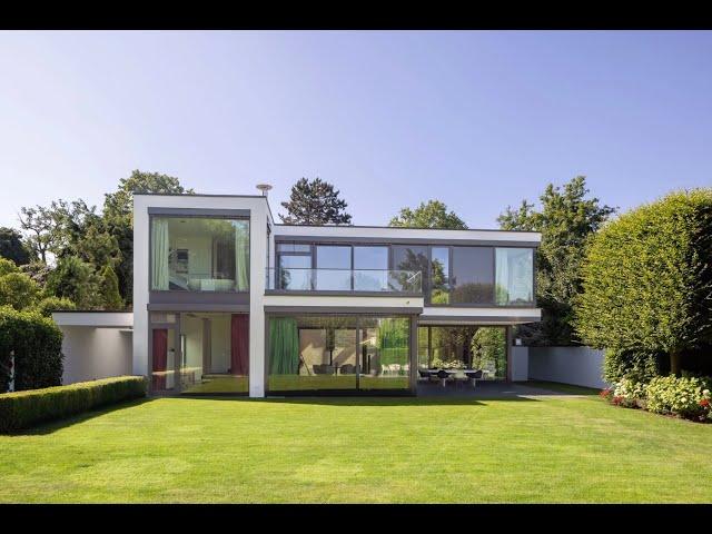 High-Class Villa with Guest House in Bergisch Gladbach | Cologne Sotheby's International Realty