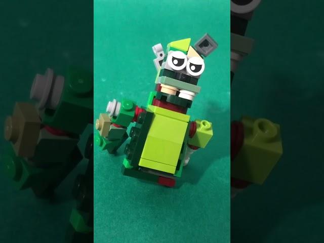 Building FNAF Scraptrap out of LEGO