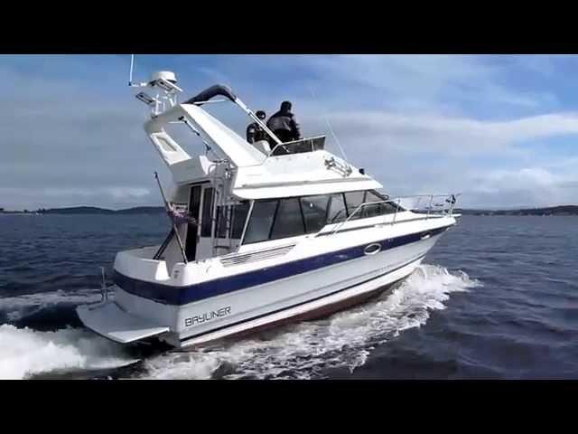 Bayliner Command 2958 Flybridge - Walkthrough