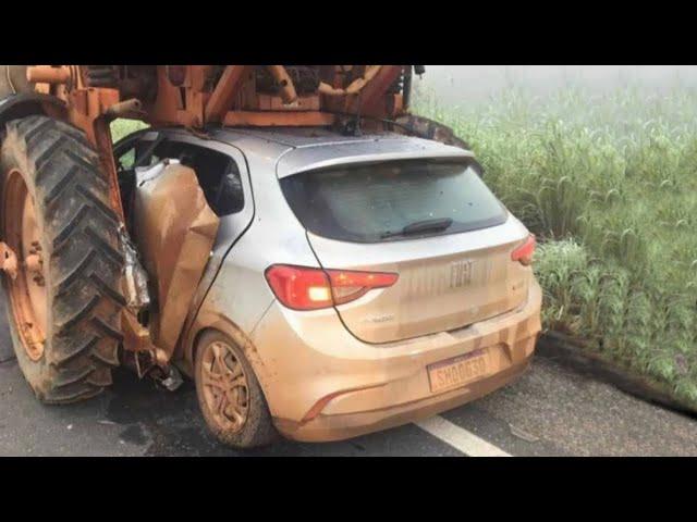 UNBELIEVABLE IDIOTS TRUCK DRIVERS FAILS | CRAZY TRUCK CRASH | TOP DANGEROUS MOMENTS OF THE YEAR 2024