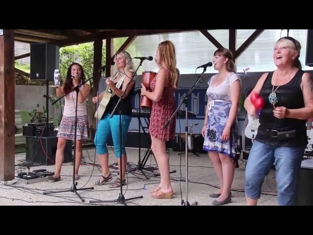 Country Sisters - GardenParty 2016 .... for FanClub