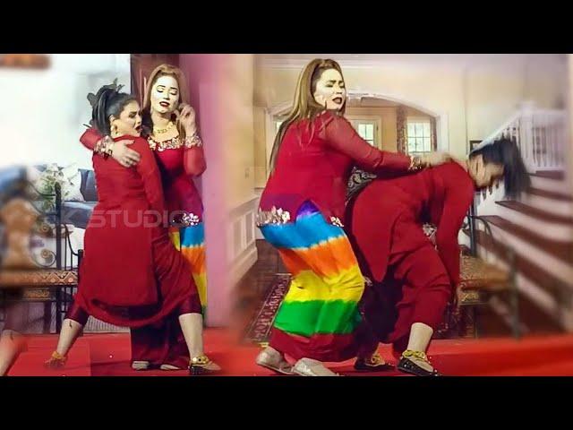 Shiza Butt Vs Jiya butt - New Latest Hot Mujra 2024