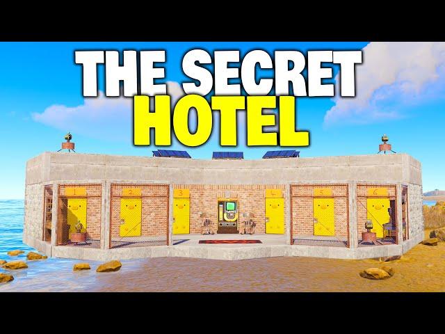 I Built a Secret Hotel for Homeless Solo Rust Players