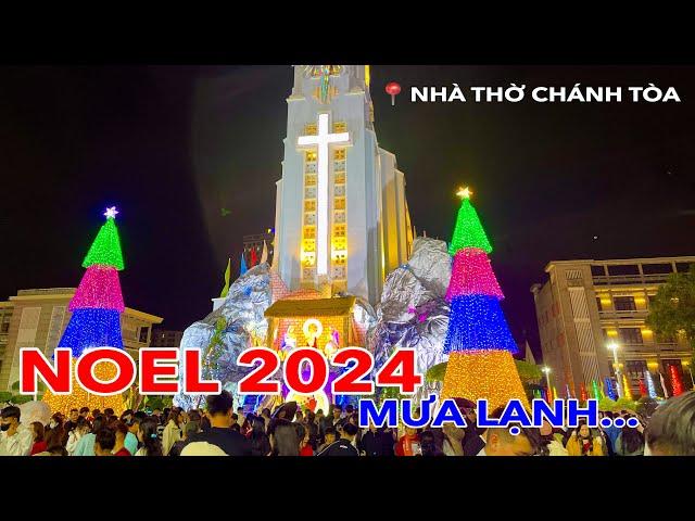 NOEL QUY NHƠN 2024 TRONG MƯA VÀ LẠNH | KHÁ ĐÔNG NGƯỜI ĐI CHƠI GIÁNG SINH | 24/12/2024