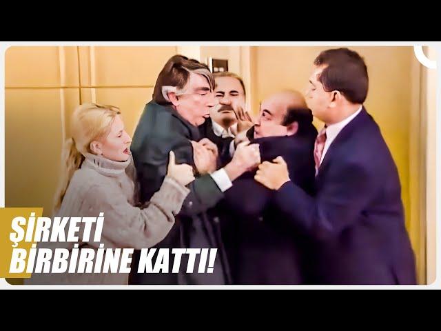 Boşboğaz Ergun Bey'in Bir Gün Dayak Yiyeceği Belliydi  | Bizimkiler