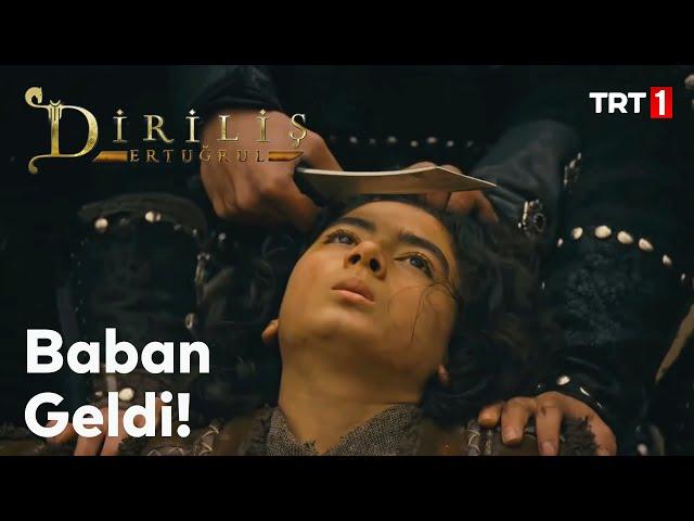 Diriliş Ertuğrul 135. Bölüm - Osman elleri arasında can cekişti! @DirilisErtugrulTRT