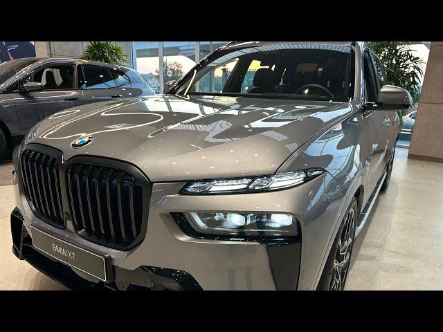 BMW X7 xDrive 40i 3.0 Wagon AWD 6 Doors 2025 Luxurious and Spacious SUV Walk Around Details View.