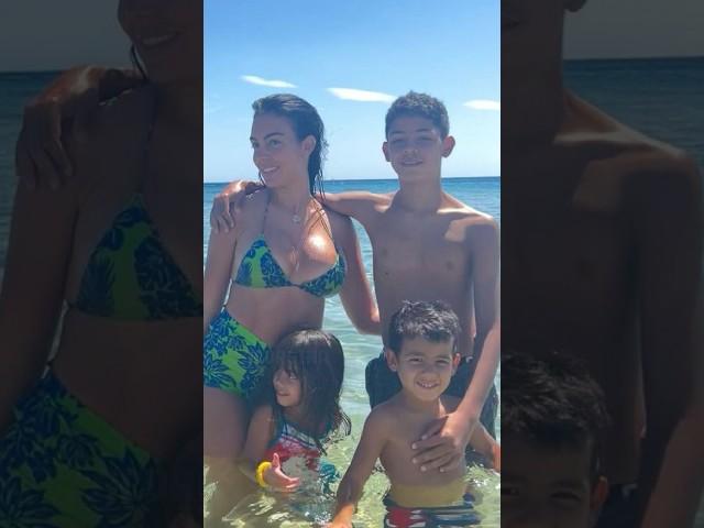 Georgina Rodriguez And Cristiano Ronaldo Junior Relationship ll #ronaldo #georginarodriguez #shorts