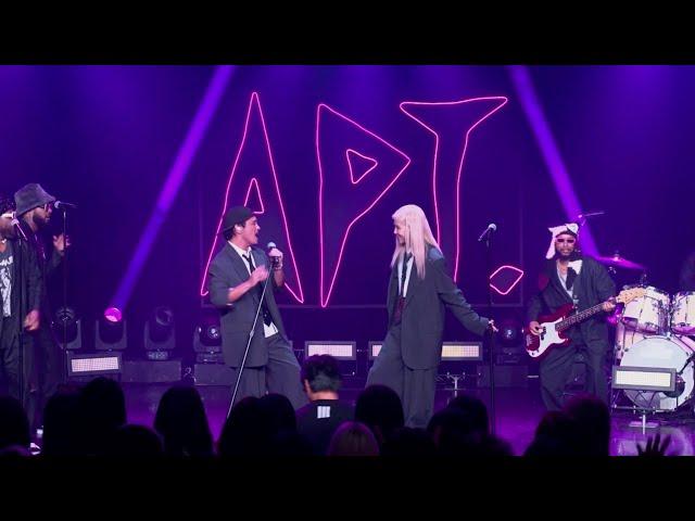 ROSÉ & Bruno Mars - APT. (live from 2024 MAMA AWARDS)