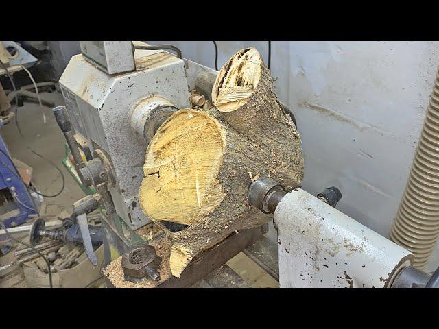 Woodturning - a Log of Old Maple