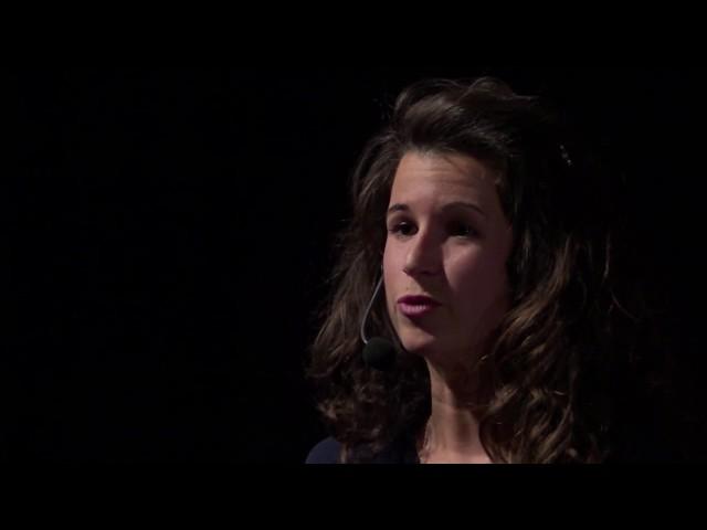 Teach yourself along the way | Mathilde Vera | TEDxULB